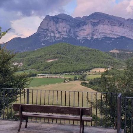 Preciosas Vistas A La Montana, Luminoso Y Acogedor Apartment El Pueyo de Araguás Екстериор снимка